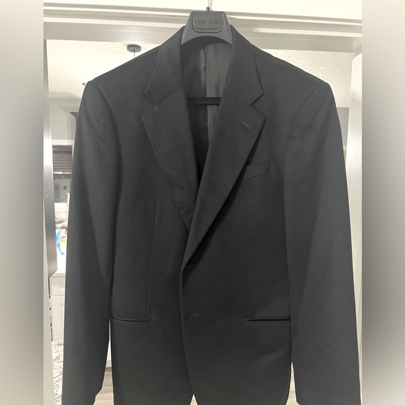 Armani Cashmere dinner jacket - Picture 1 of 3